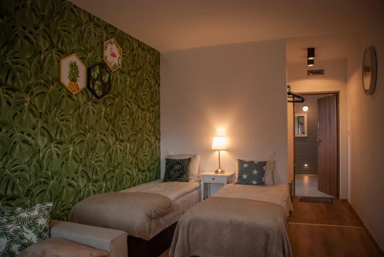 Noclegi "Boczna 5A" Apartamenty Goscinne Szczawno-Zdroj Exteriér fotografie