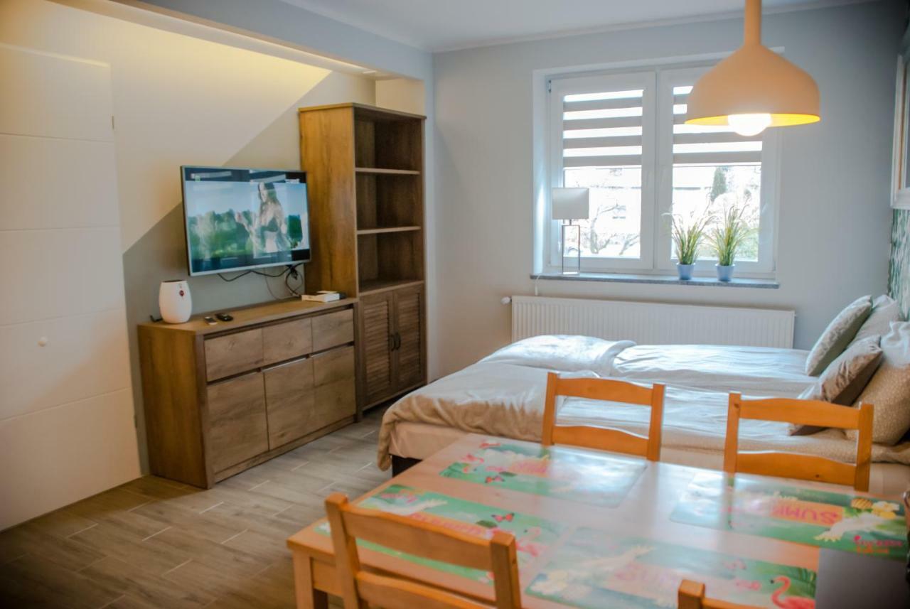 Noclegi "Boczna 5A" Apartamenty Goscinne Szczawno-Zdroj Exteriér fotografie