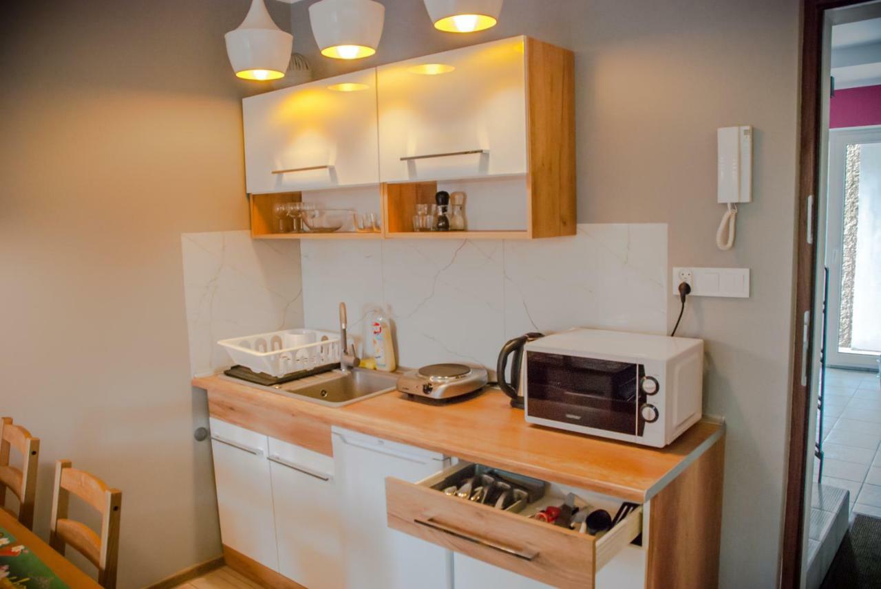 Noclegi "Boczna 5A" Apartamenty Goscinne Szczawno-Zdroj Exteriér fotografie