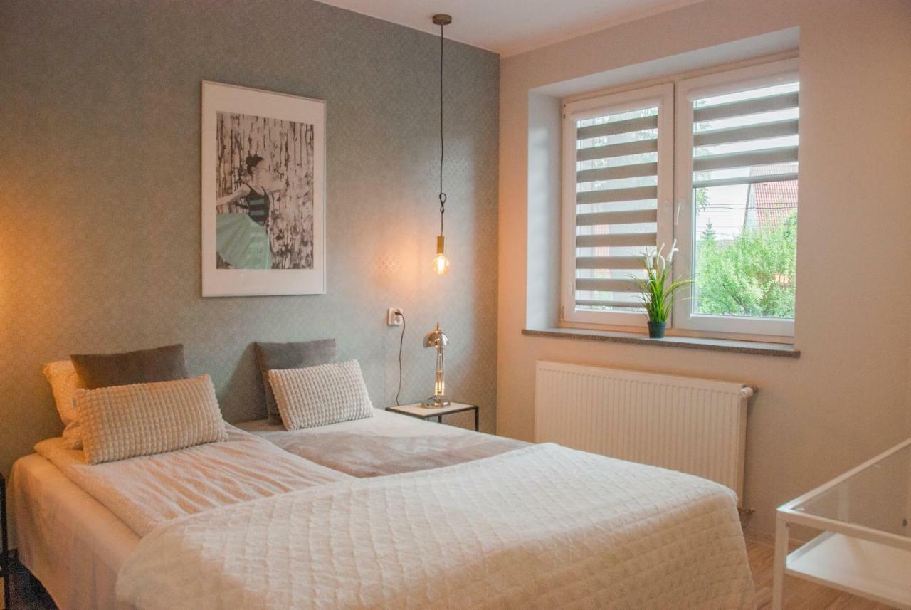 Noclegi "Boczna 5A" Apartamenty Goscinne Szczawno-Zdroj Exteriér fotografie