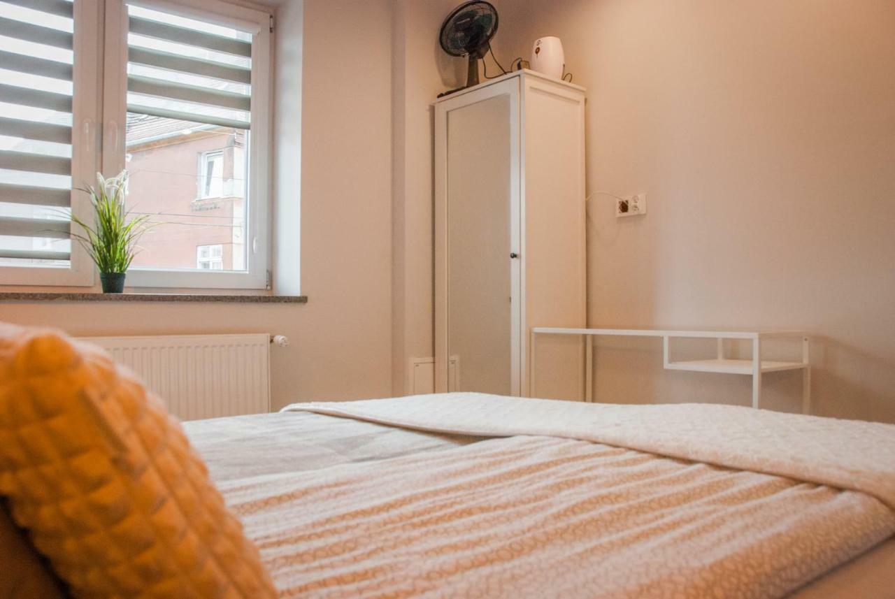 Noclegi "Boczna 5A" Apartamenty Goscinne Szczawno-Zdroj Exteriér fotografie