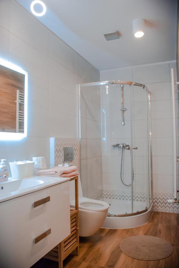Noclegi "Boczna 5A" Apartamenty Goscinne Szczawno-Zdroj Exteriér fotografie